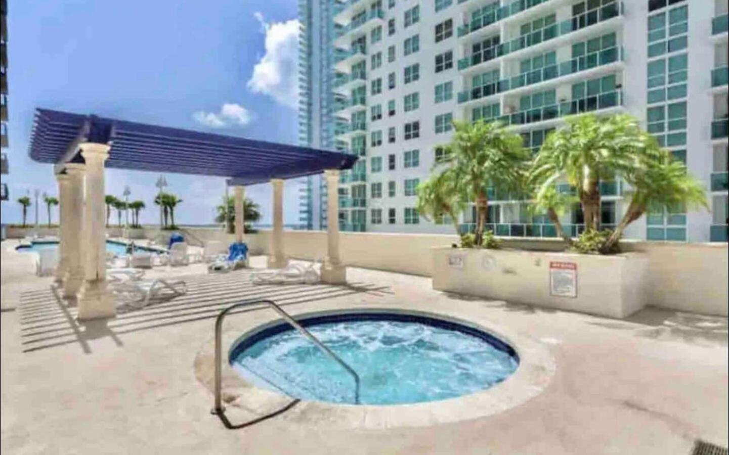 *Luxurious Highrise 2Brcondo Brickell- Waterviews* Miami Exterior photo