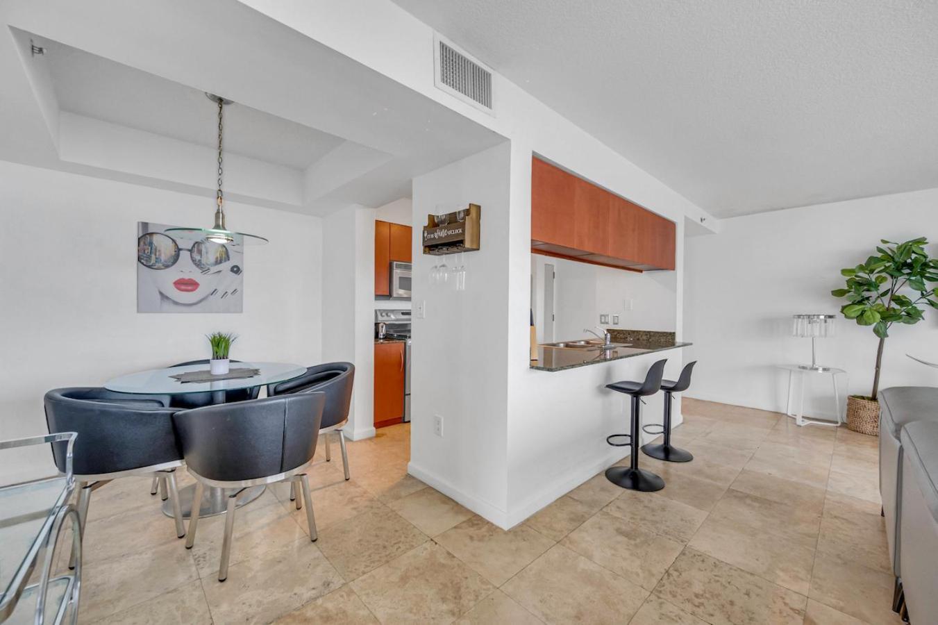 *Luxurious Highrise 2Brcondo Brickell- Waterviews* Miami Exterior photo