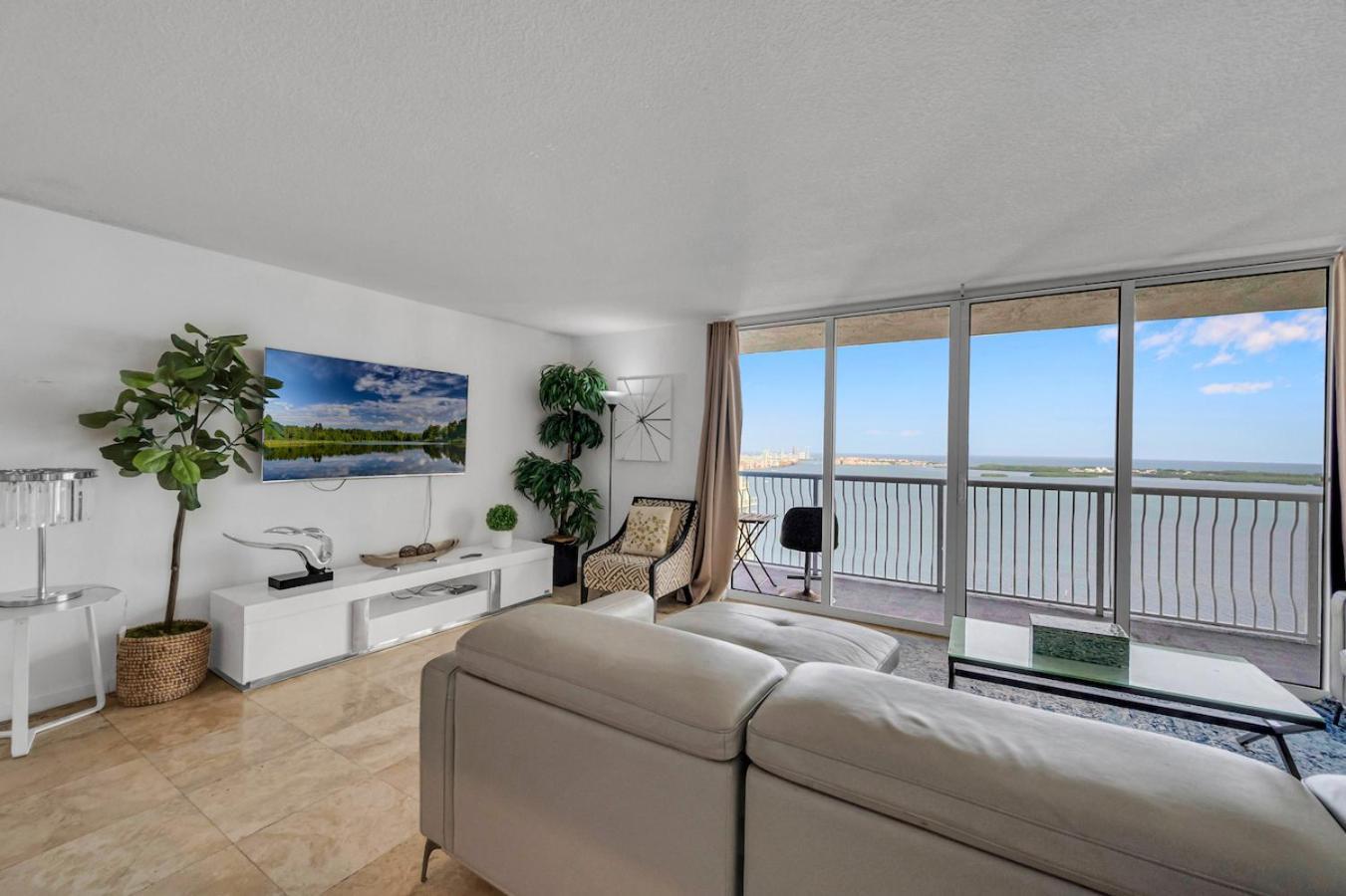 *Luxurious Highrise 2Brcondo Brickell- Waterviews* Miami Exterior photo